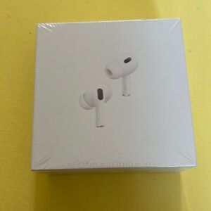 Apple AirPods Pro-Earbuds (White)